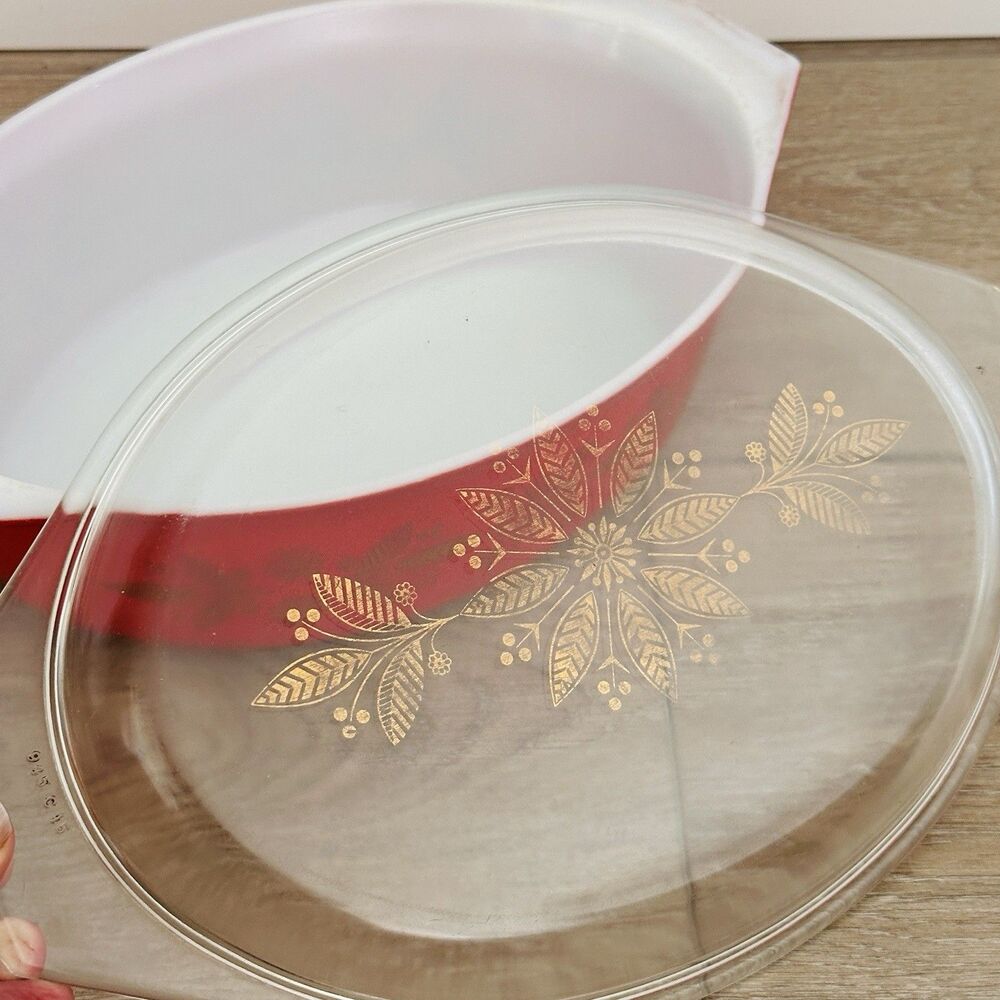 VTG Pyrex Golden Red Poinsettia LID 2.5 Qt Oval Casserole 045 Christmas Promo - Picture 7 of 16